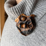 【黒柿】ブローチ 山帰来