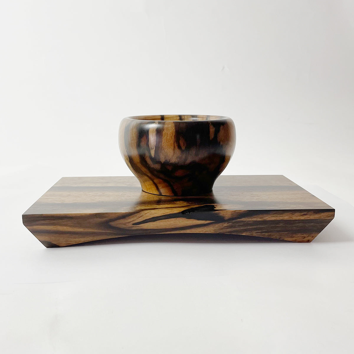 F1038 乾山 四方香炉 黒柿 火屋 木箱入り 香炉 茶道具 F1038 乾山 四方香炉 黒柿 火屋 木箱入り 香炉 茶道具